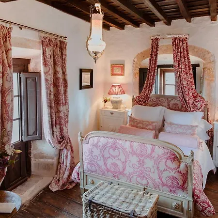 La Casa Del Púlpito Novales